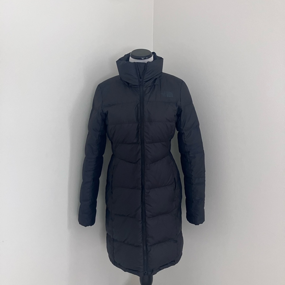 The North Face Metropolis Down Parka - Picture 4 of 12